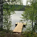 Saunaharju 5 Jaerven Rannalla *